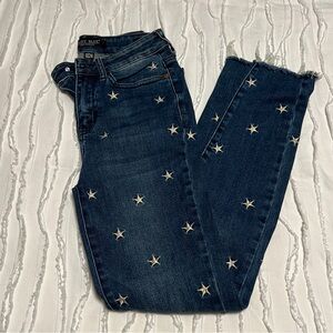 Judy Blue Embroidered Star Blue Jean Denim